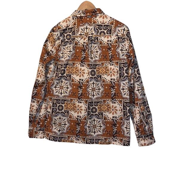 Earthbound button up shirt sz small - Picture 4 of 12